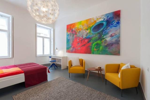 Stylish Holiday Art Apartment - Wifi & Great Location Budapest Bagian luar foto